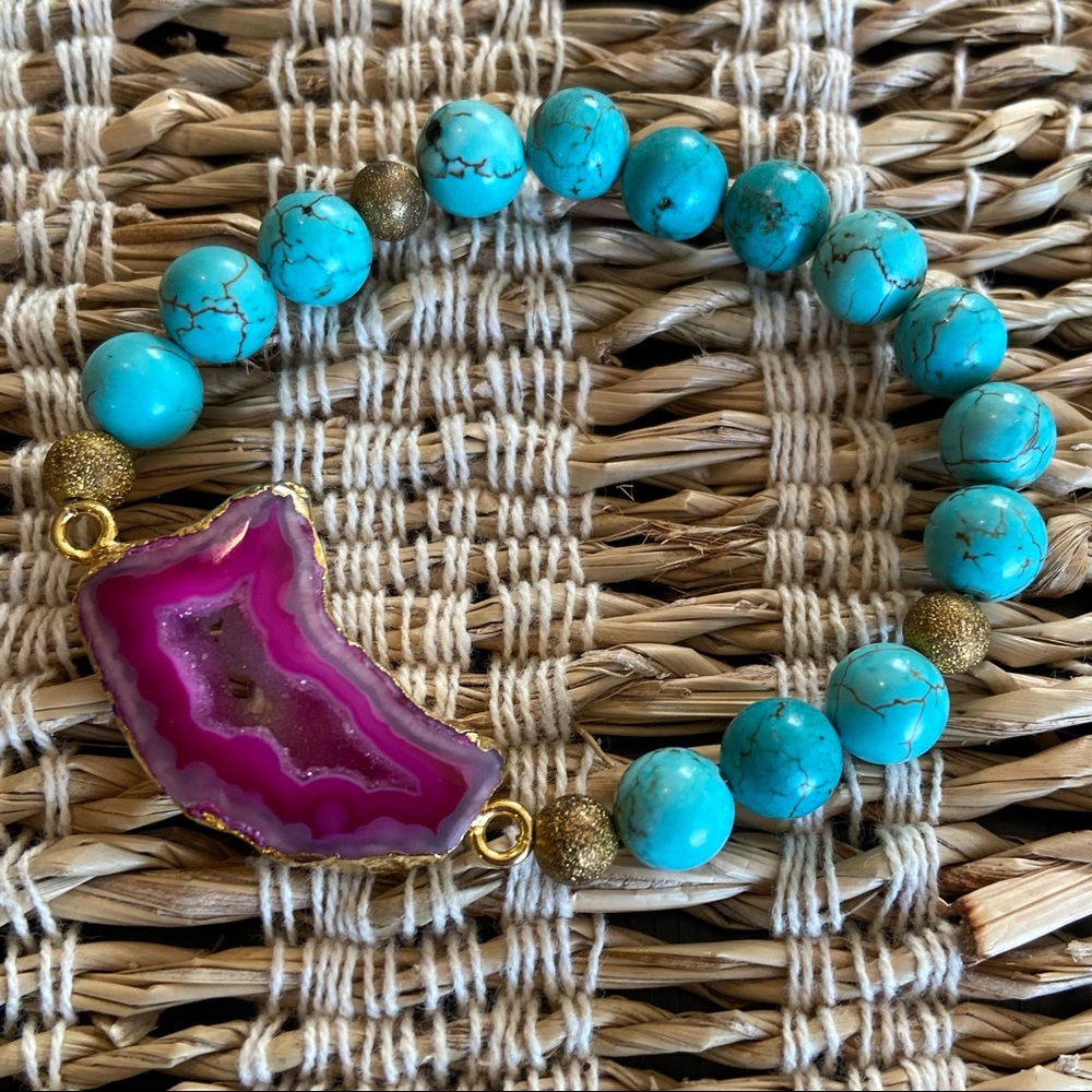 Beautiful stretchy stone bracelet